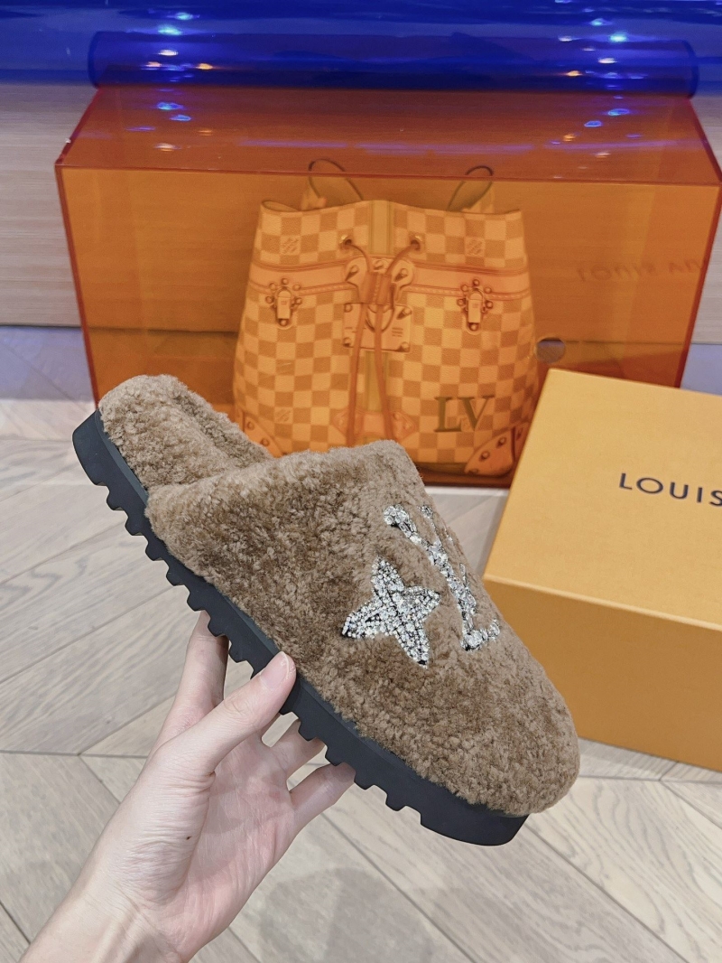 Louis Vuitton Slippers